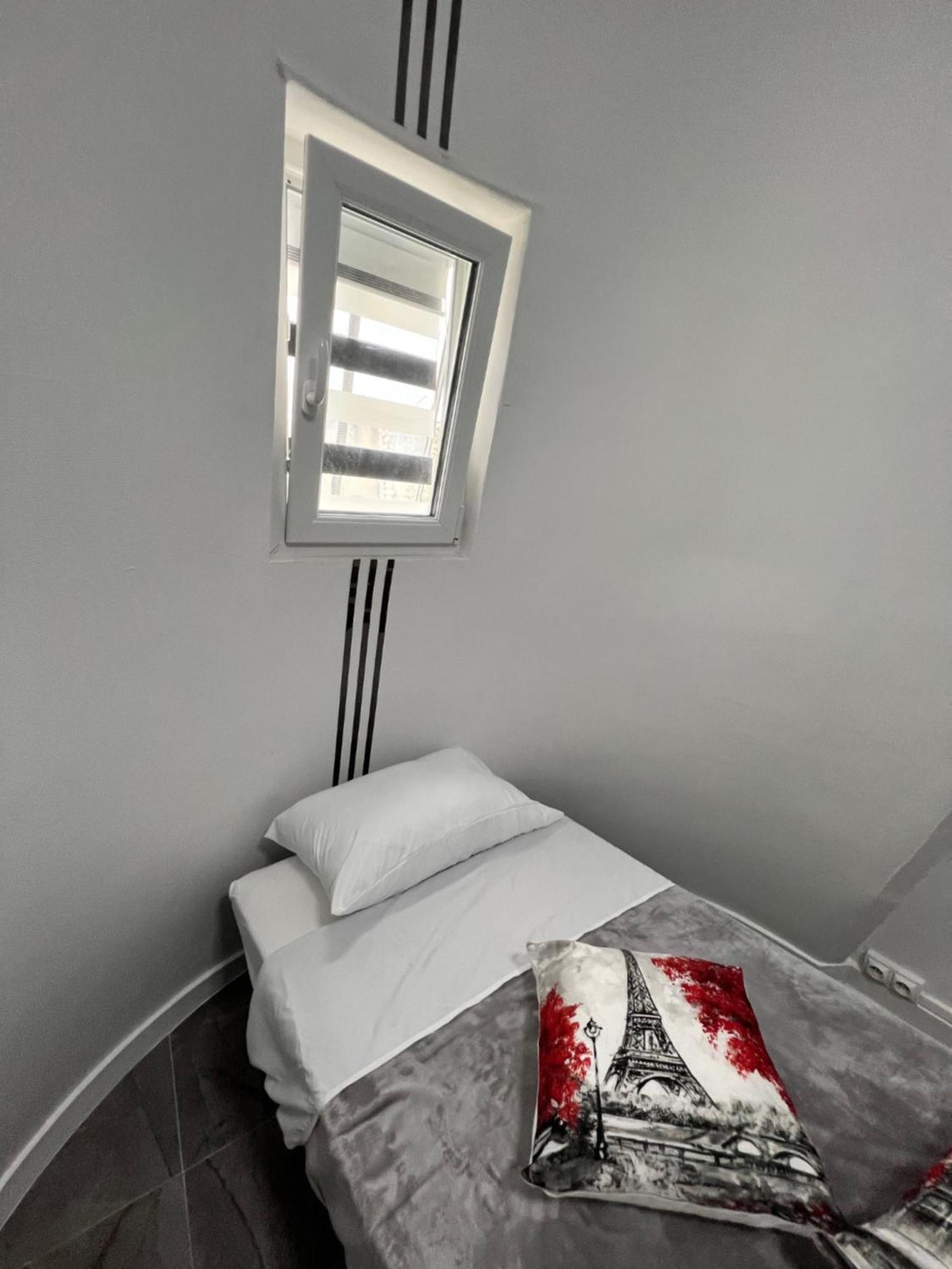 Paris Bastille Bercy Gare De Lyon Chambre Climatisee 9M2 Ideal 1 Pers ,Max 2 Pers מראה חיצוני תמונה