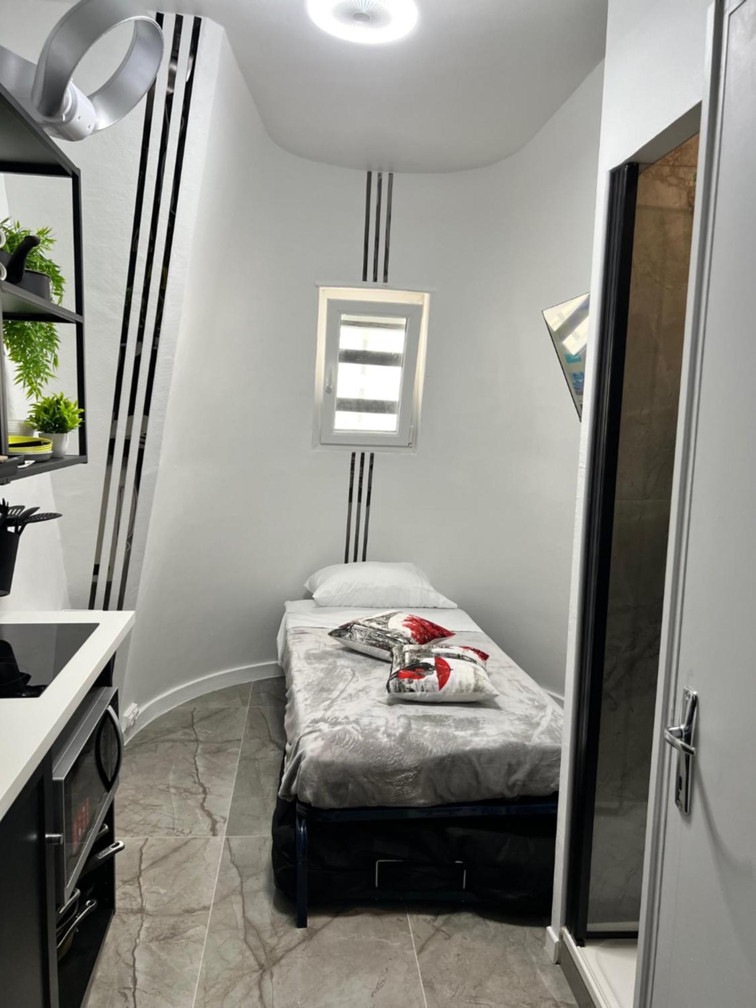 Paris Bastille Bercy Gare De Lyon Chambre Climatisee 9M2 Ideal 1 Pers ,Max 2 Pers מראה חיצוני תמונה
